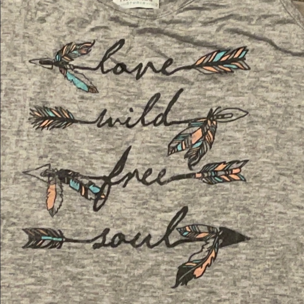 Threads Studio Tank - Picture 2 of 5